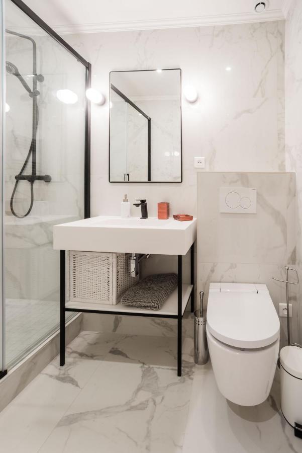 Appartement Eluard Au Coeur De La Rive Gauche, Neuf, Design, 2-4 Personnes
